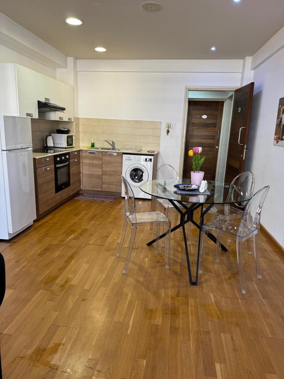 Ithaki Phinikoudes Apartment No. 205 Larnaca Exterior photo